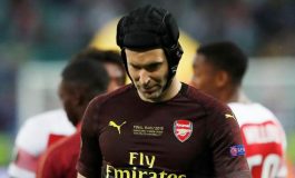 Tak Ada Trofi di Penghujung Karier Cech