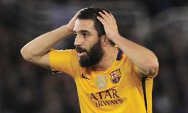 Miliki Senjata Api Ilegal, Eks Gelandang Barcelona Dihukum Bui 2 Tahun