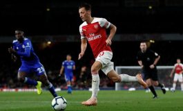 Paul Scholes: Mesut Ozil Solusi Lini Tengah Manchester United