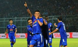 Arema Gerilya Memburu Pengganti Dedik Setiawan