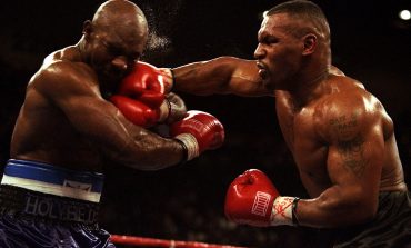 George Foreman Sebut Mike Tyson Sosok Monster