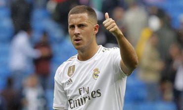 Hazard Sebut Karim Benzema Striker Terbaik di Dunia