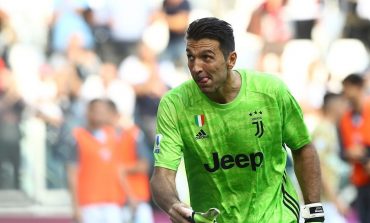 Gianluigi Buffon Masih Belum Kepikiran Pensiun