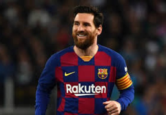 Xavi: Cuma Messi yang Ada di Atas Ronaldinho