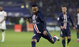 PSG Minta Pemain Potong Gaji, Celah Neymar Angkat Kaki ke Barcelona?
