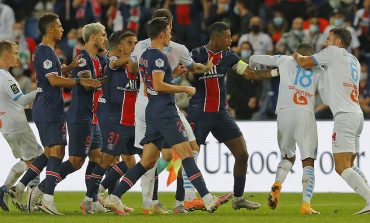 Heboh, Pertandingan PSG vs Marseille Dihujani 5 Kartu Merah!