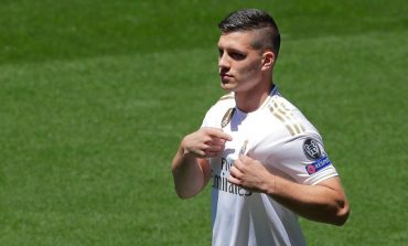 Ditahan Zidane, Luka Jovic Tetap Ingin Gabung Manchester United