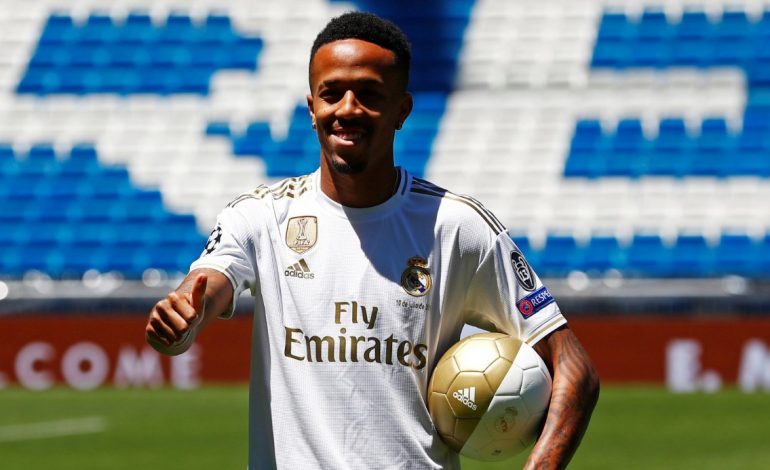 Jelang Real Madrid vs Inter Milan, Eder Militao Positif Covid-19