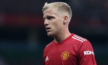 Donny van de Beek Ingin Tinggalkan Manchester United?