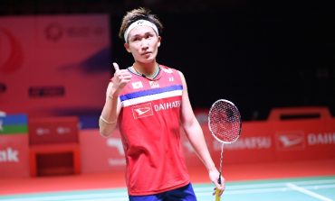 Kento Momota Cidera dan Dipastikan Absen di BWF World Championships 2021