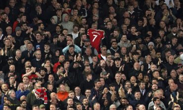 Fans Liverpool Beri Tribute Atas Meninggalnya Anak Cristiano Ronaldo