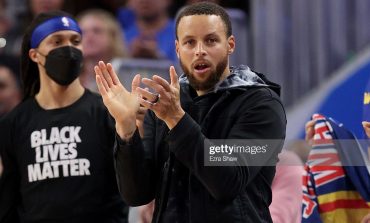 Proses Recovery Berjalan Lancar, Stephen Curry Bisa Kembali Bermain Pekan Ini