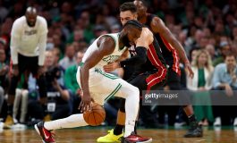 Boston Celtics dan Miami Heat Masih Sengit Imbang 2-2 di NBA Playoffs 2022